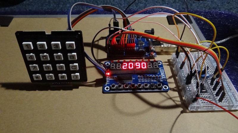 Busch
Microtronic 2090 Emulator on Arduino Uno R3